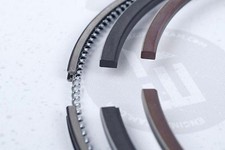 ET ENGINETEAM Jeu de segments de pistons R4000900 pour KIA BESTA Bus