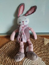 Doudou lapin écharpe fleurs