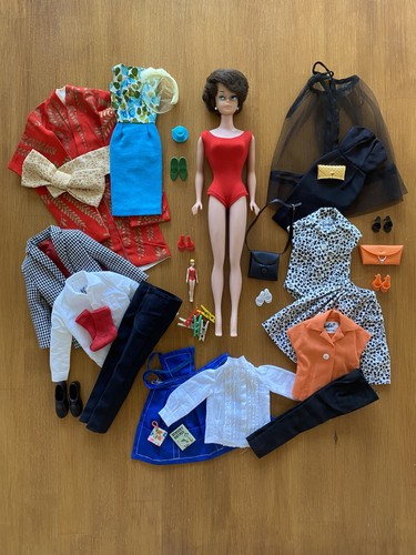 Barbie vintage avec lot - barbie,