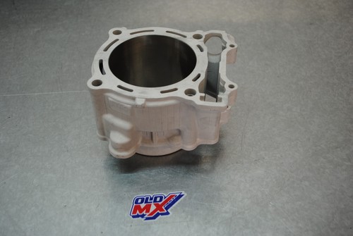 Cylindre neuf yamaha 450 - neuf,