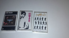 cassette  audio  GENESIS   U2
