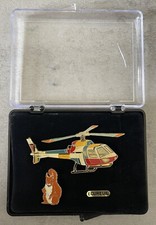 PIN’S GEANT " ECUREUIL " EN