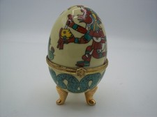 Objet Décoratif Vintage- Oeuf en Porcelaine sur Pieds Style Fabergé- Collection