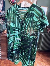 Jolie robe ZARA taille S dans les verts faune bambou