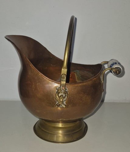 Ancien seau charbon en - seau, à