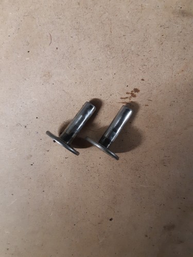 Poussoir soupapes moteur - poussoir,