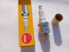 Bougie NGK BR7HS Yamaha Vespa Suzuki aprilia Beta Ktm Peugeot Kawasaki Daelim