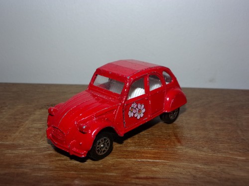 Citroën 2cv 2cv6 corgi - 2cv,