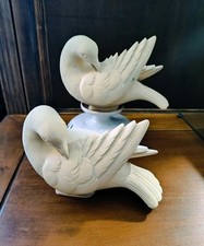 Rare paire de colombes Art