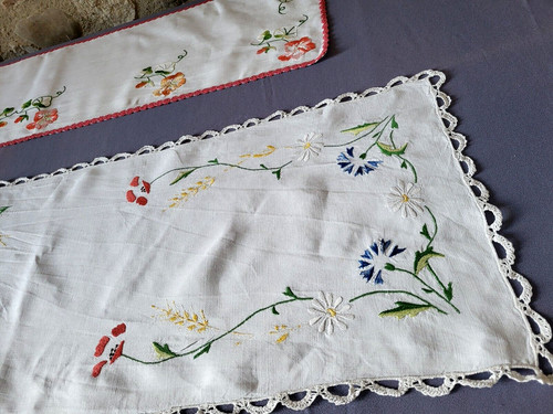N10 napperons lin brodé - en,