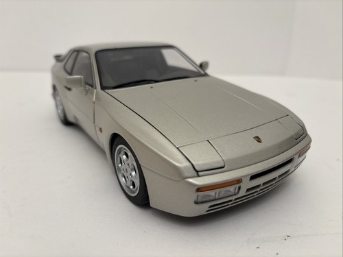 Porsche 944 turbo autoart - porsche,