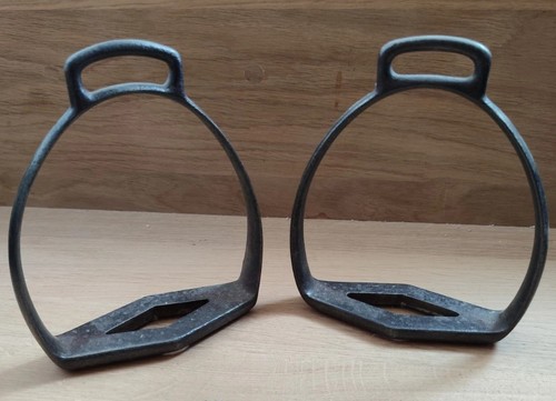 Paire étriers 1874 - paire,