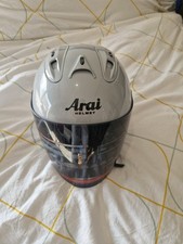 ARAI casque moto scooter. Gris
