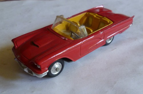 Corgi toys ford thunderbird - toys,