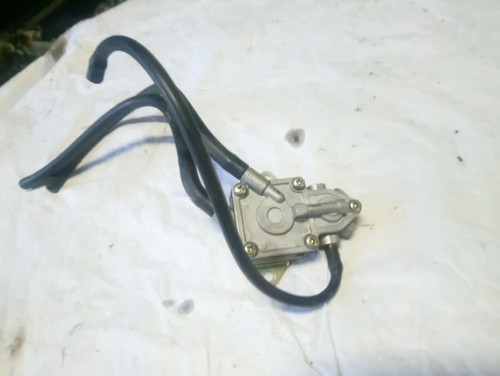 Pompe essence peugeot 150 - pompe, a