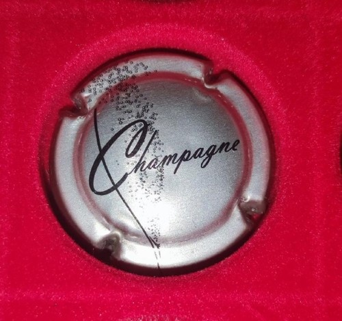Capsule plaque muselet de - -,