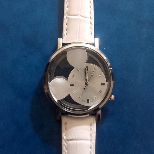 Montre mickey mouse - montre,