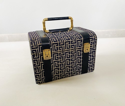 Vanity toile monogrammée logo
