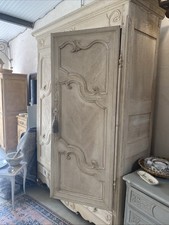 ARMOIRE EN CHÊNE DÉBUT