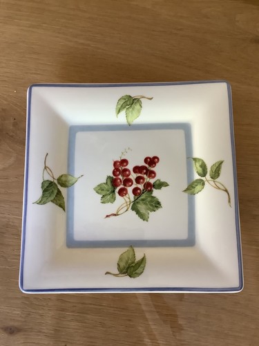Assiette plate plat carree - plate, ou