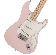 Fender Junior Collection Stratocaster Satin Shell rose avec sac de concert