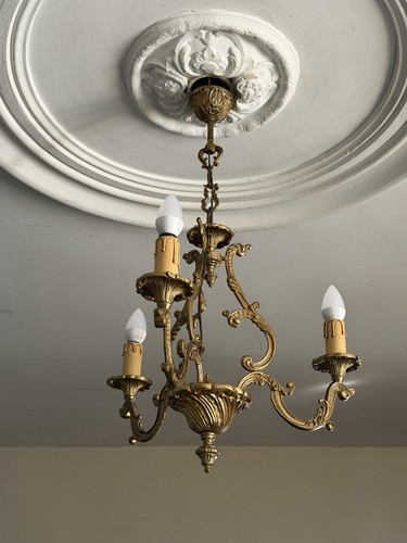 Lustre début eme - des, style
