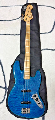 Guitare basse électrique