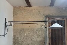 lampe potence de style industriel