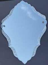 Miroir forme mouvementée