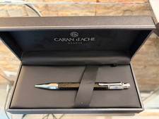 Stylo bille Caran d'Ache
