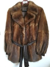 Veste en fourrure véritable en rat musqué (très bon état)