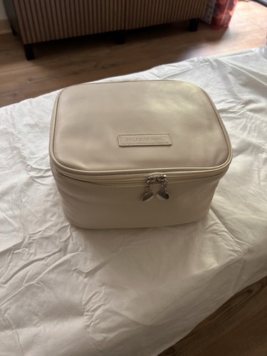 Vanity case - vanity,