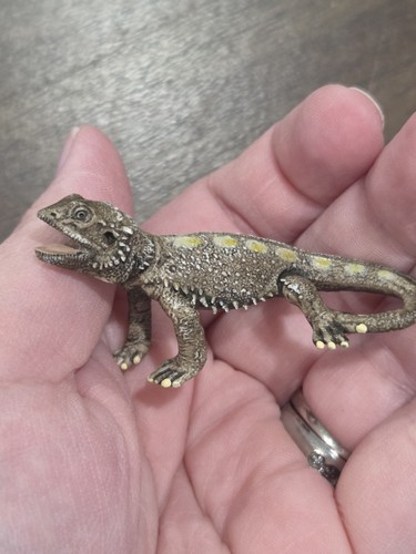 Schleich bearded dragon - dragon, pogona