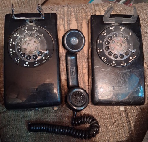 Lot two black model 554 - of,