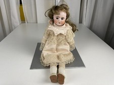 Ancienne poupée de collection