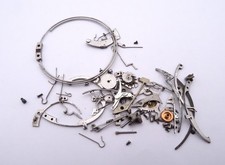 Lot de pièces de montres pour