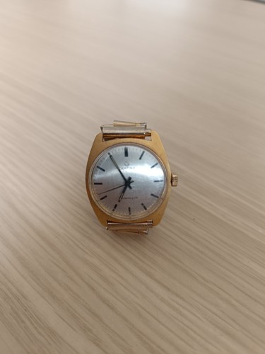 Montre vintage certina - montre,