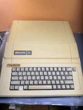 Apple IIe Vintage Computer 1982 no hard drive, needs repair, has extra parts