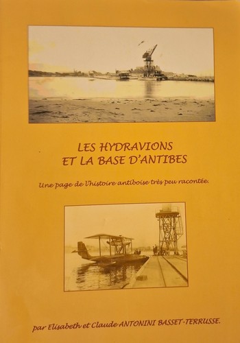 Les hydravions base - hydravions, et