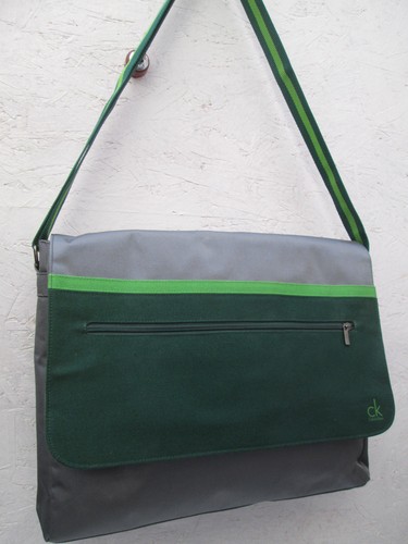 Authentique grand sac besace - grand,