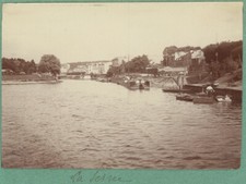 Péniches sur La Seine