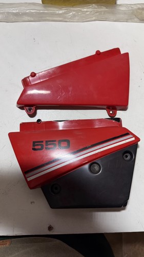 Xt550 side cover right - side,
