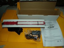 BALADEUSE LED COMPACTE SUR SECTEUR , 12 LED BLANCHES , 200 LUX ,DIMENSION 300 MM