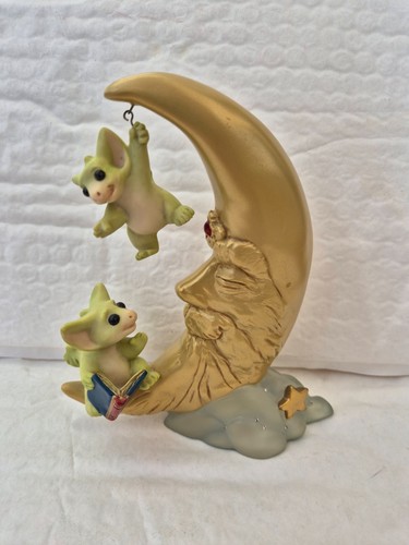 Wizard moon figurine - wizard,