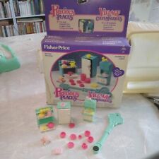 PRECIOUS PLACES village aux clefs magiques FISHER PRICE 1988 - kitchen