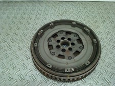 VOLANT MOTEUR BI-MASSE Nissan Juke (F15) 1.5 dCi (K9K) 2012 302052316R