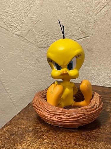 Figurine titi dans - son, nid