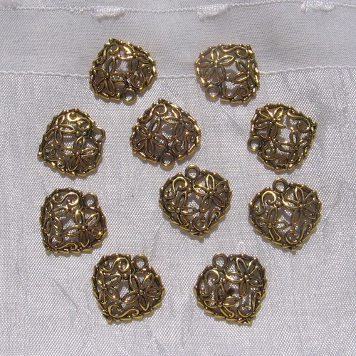 Lot breloques coeurs - 10,