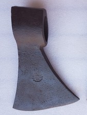 Ancienne tete de hache ancien