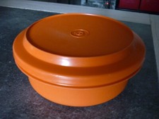Tupperware  orange boite a
